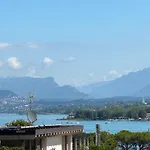 Villa 70