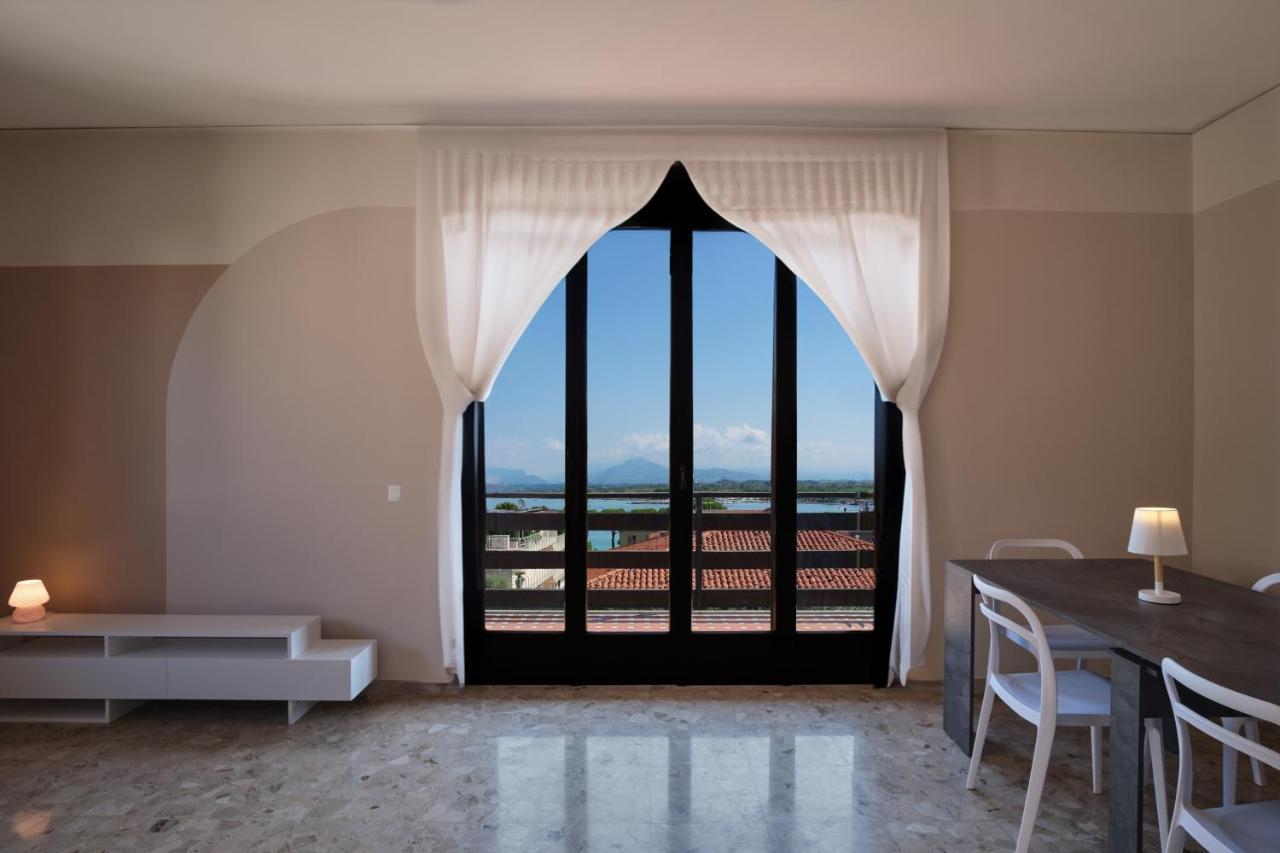 70 Villa *