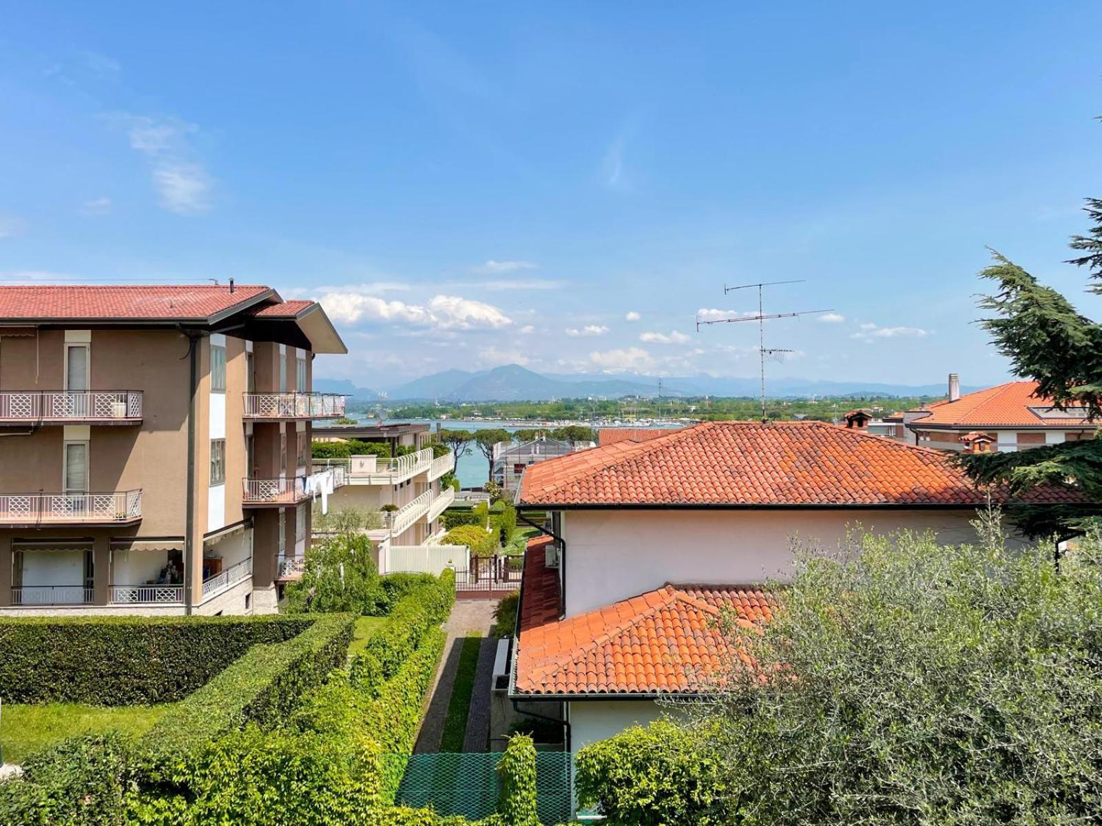 70 * Peschiera del Garda