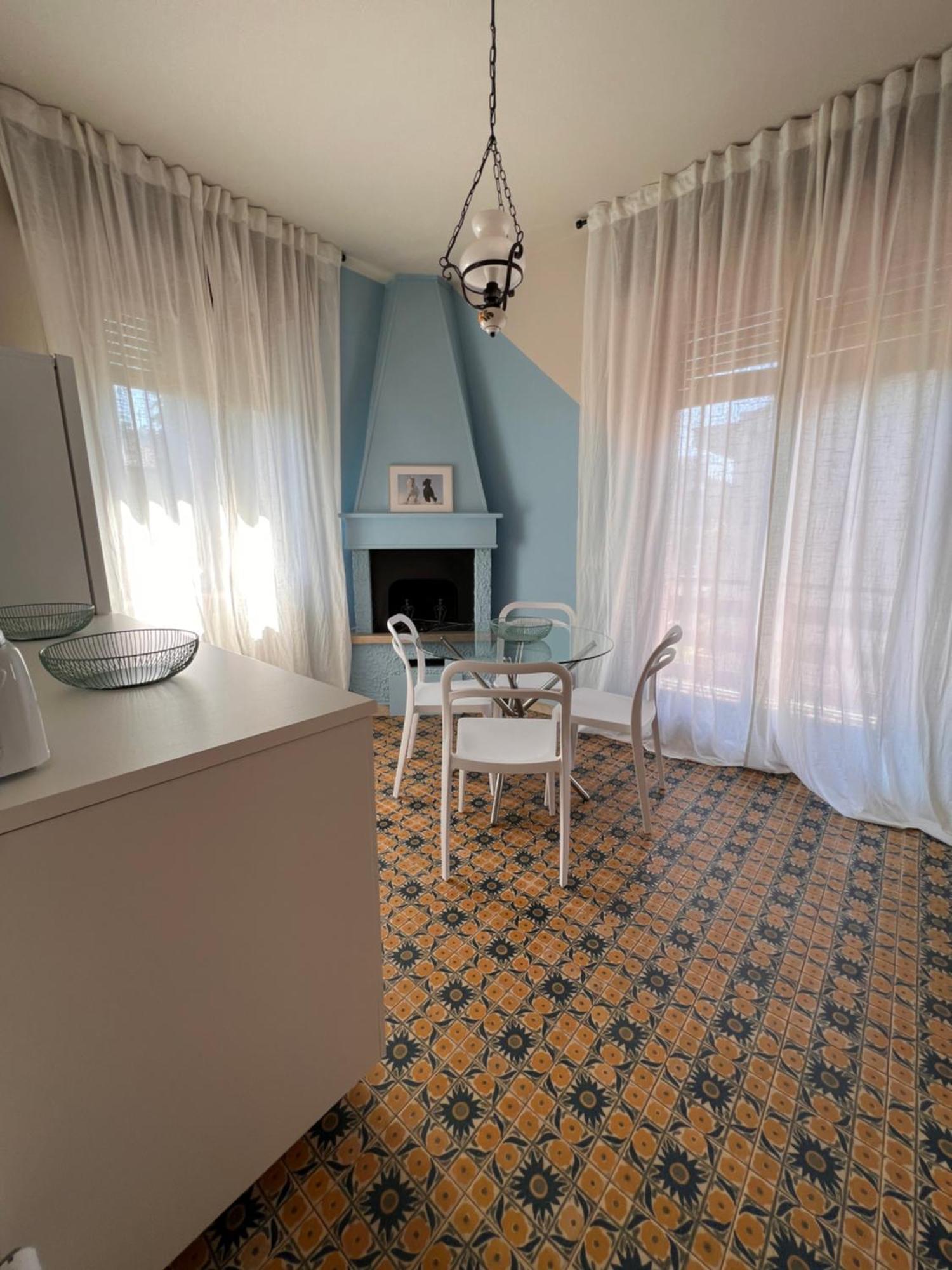 70 Villa *