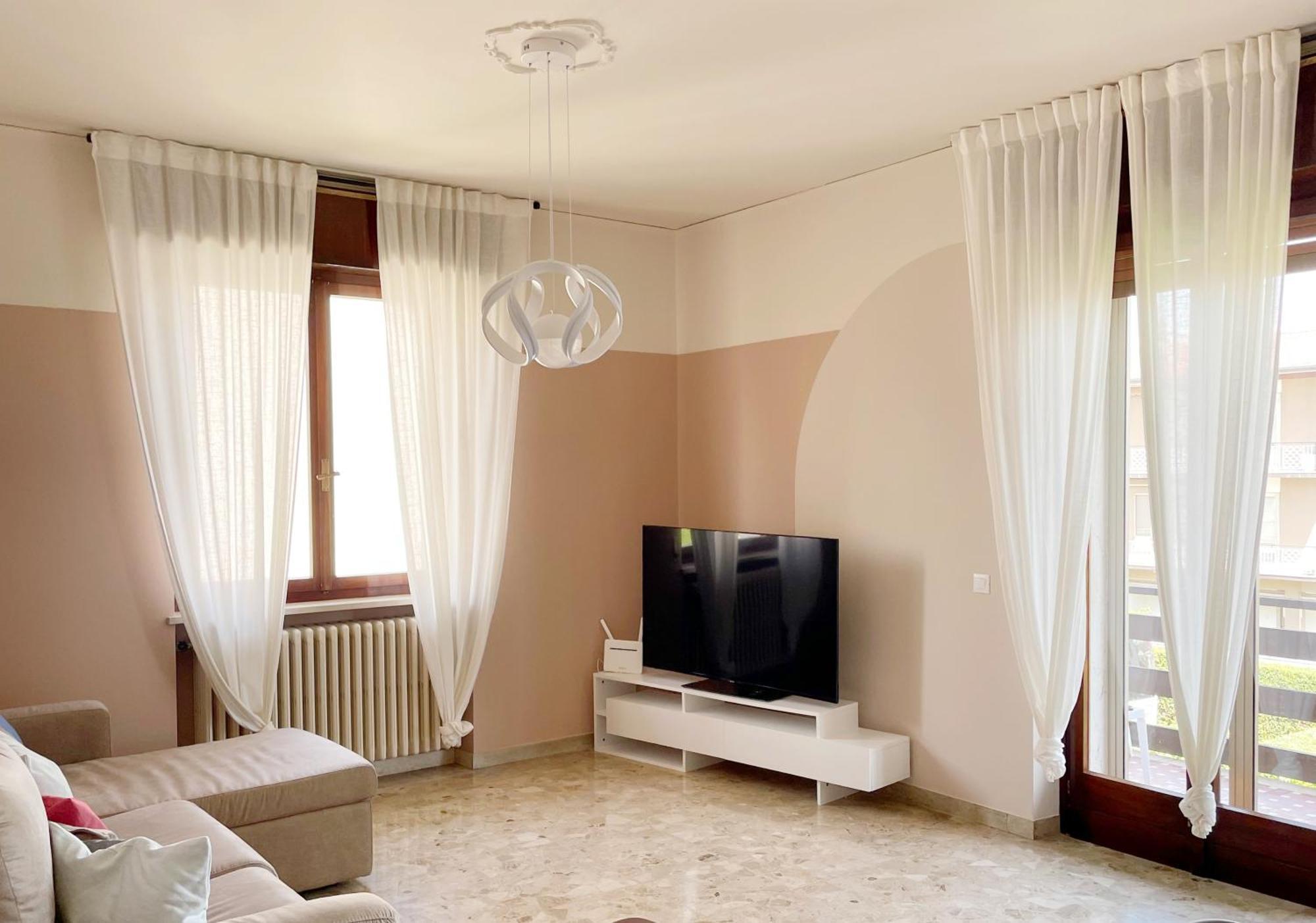 70 Villa Peschiera del Garda